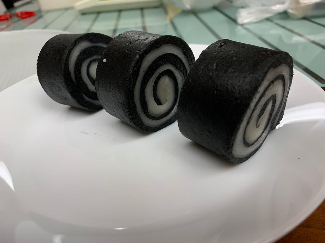 绝配的黑芝麻椰汁卷/黑白芝麻卷