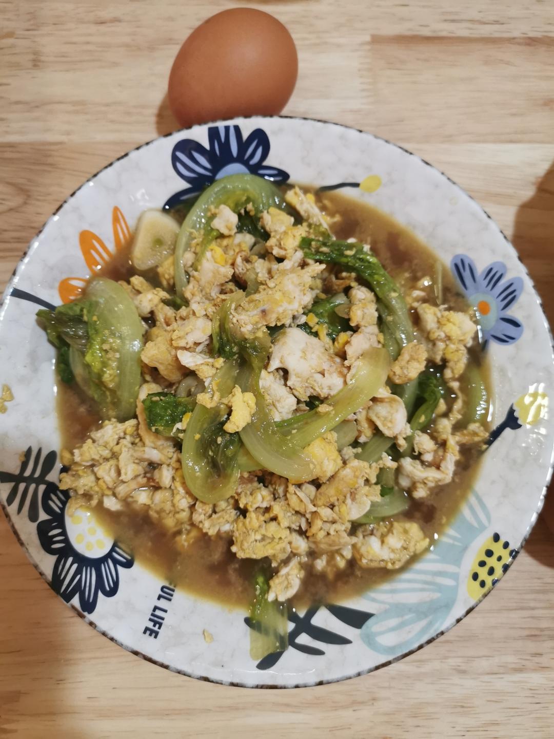 生菜炒鸡蛋很下饭🌶️