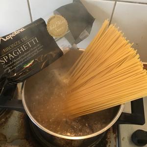 意大利肉酱面 Spaghetti Bolognese的做法 步骤2