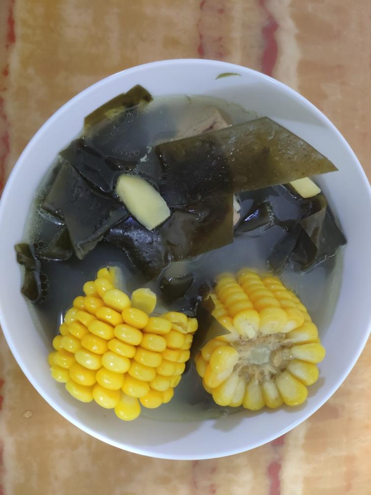 海带玉米排骨汤（电压力锅）的做法