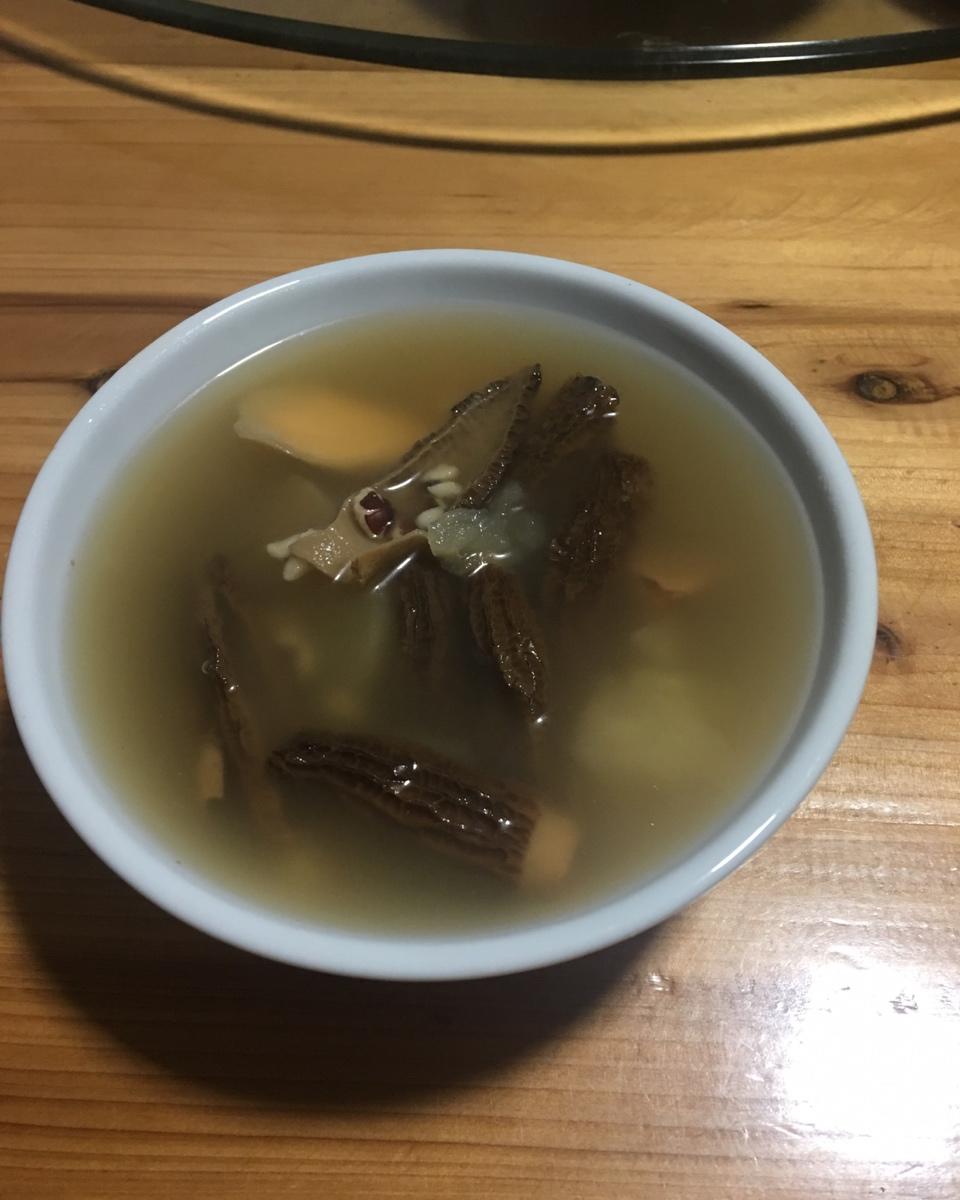 羊肚菌苹果瘦肉汤