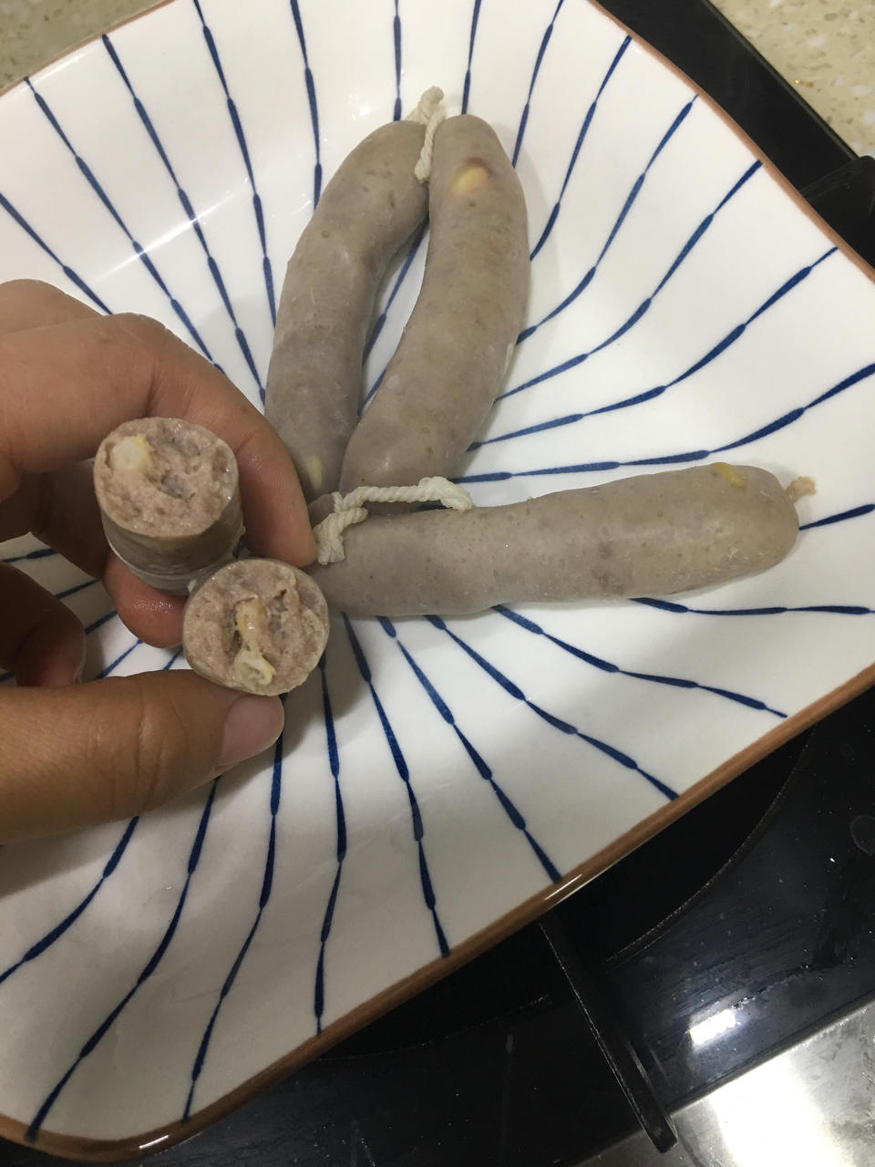 皮脆肉嫩💯咬一口爆汁的自制脆皮肠❗️健康美味好吃到转⭕️⭕️～
