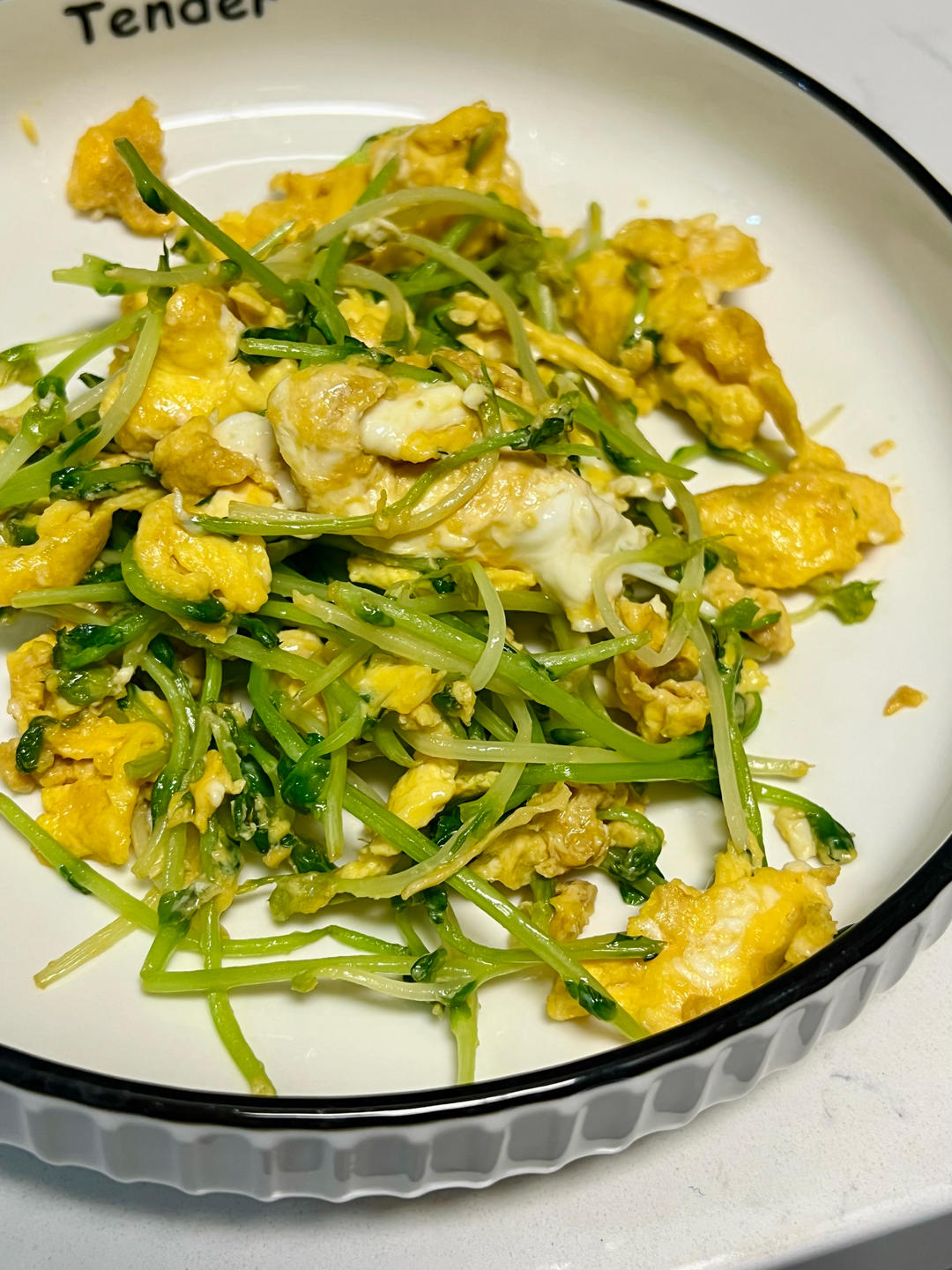 豌豆苗炒鸡蛋