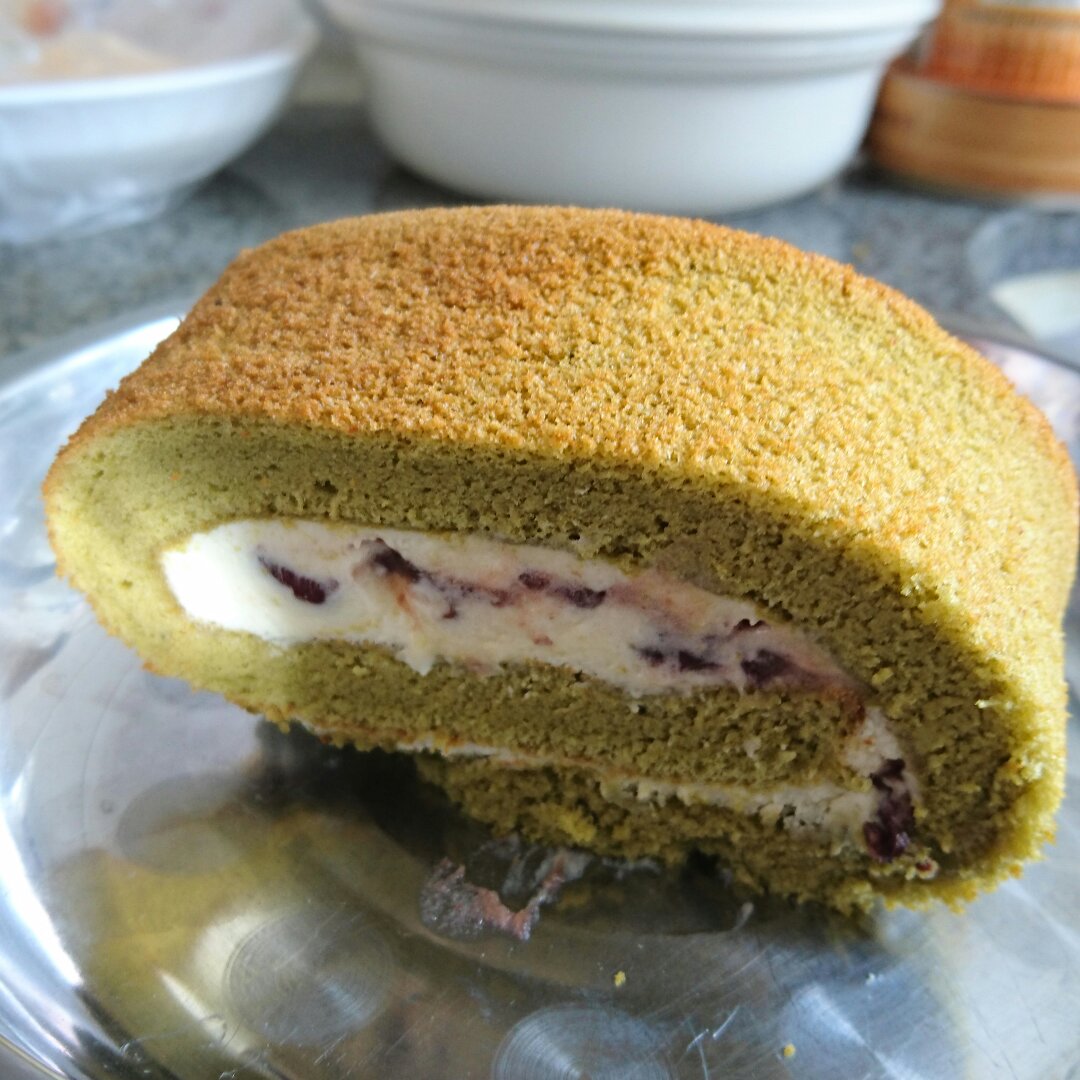 《Tinrry下午茶》教你做基础原味蛋糕卷