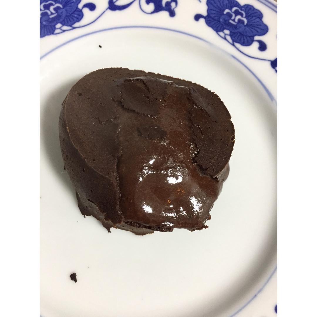 巧克力熔岩蛋糕(全图文超简单)