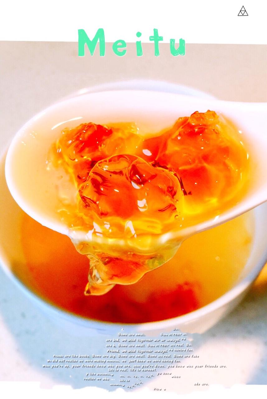 桃胶银耳莲子汤