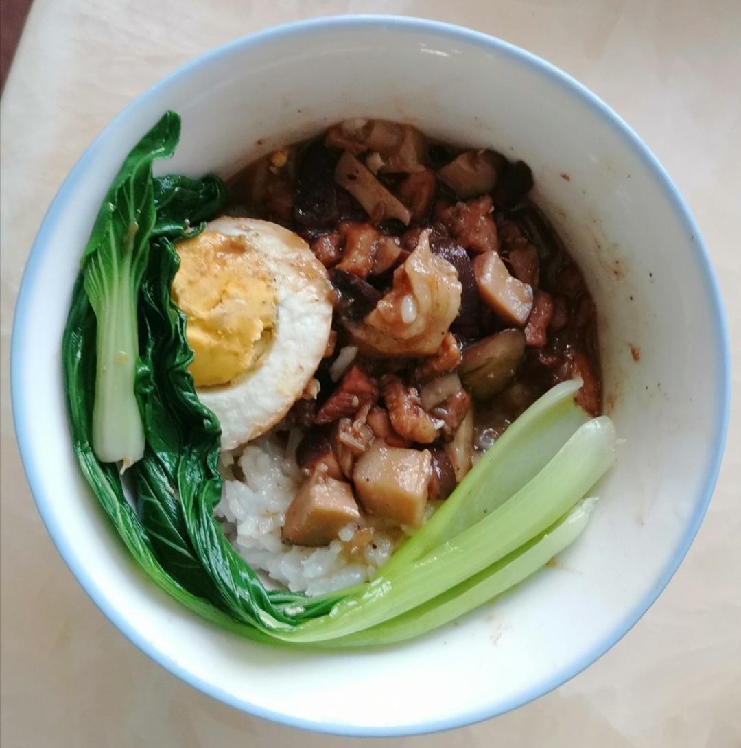 好吃到停不下来的卤肉饭