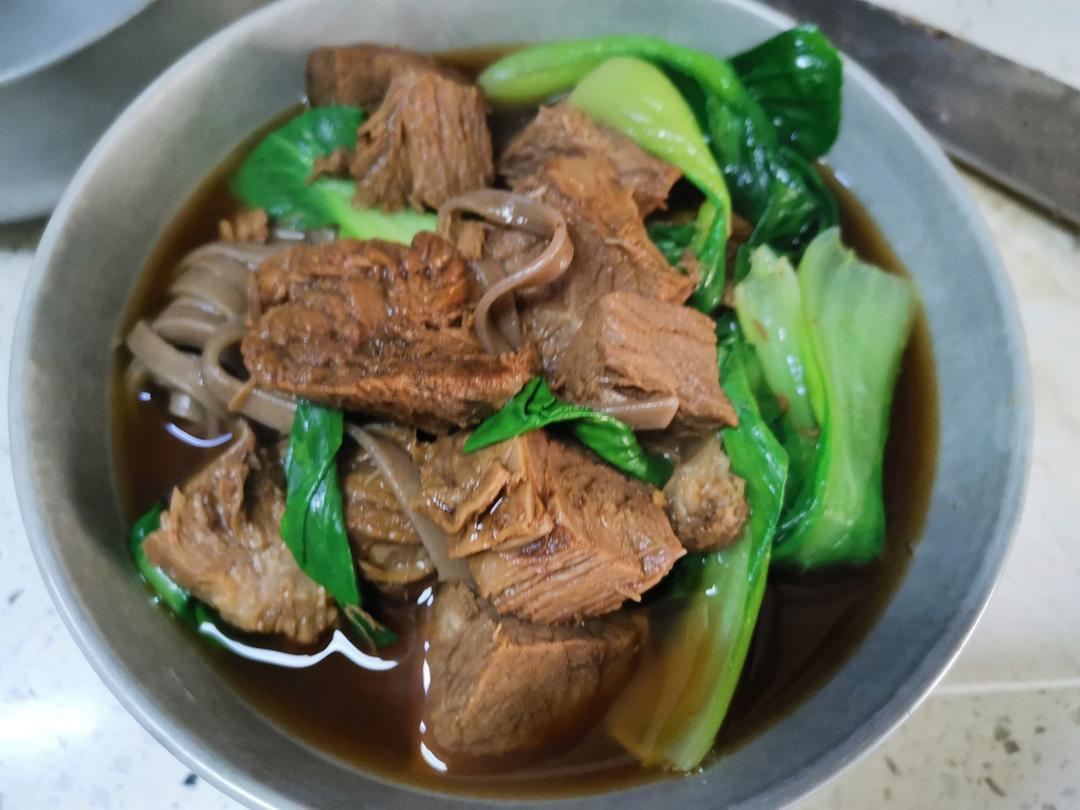 红烧牛肉面