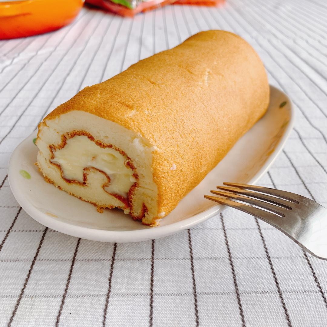 材料最简单的【低卡蛋糕卷】卡仕达戚风卷