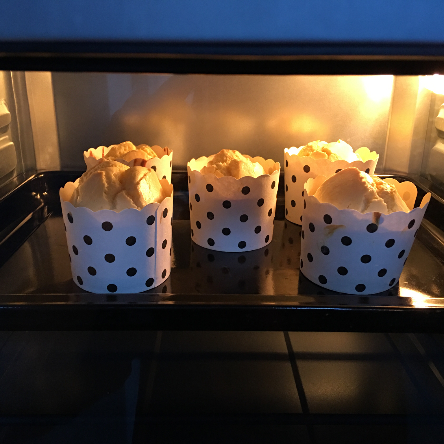 不会回缩的纸杯蛋糕