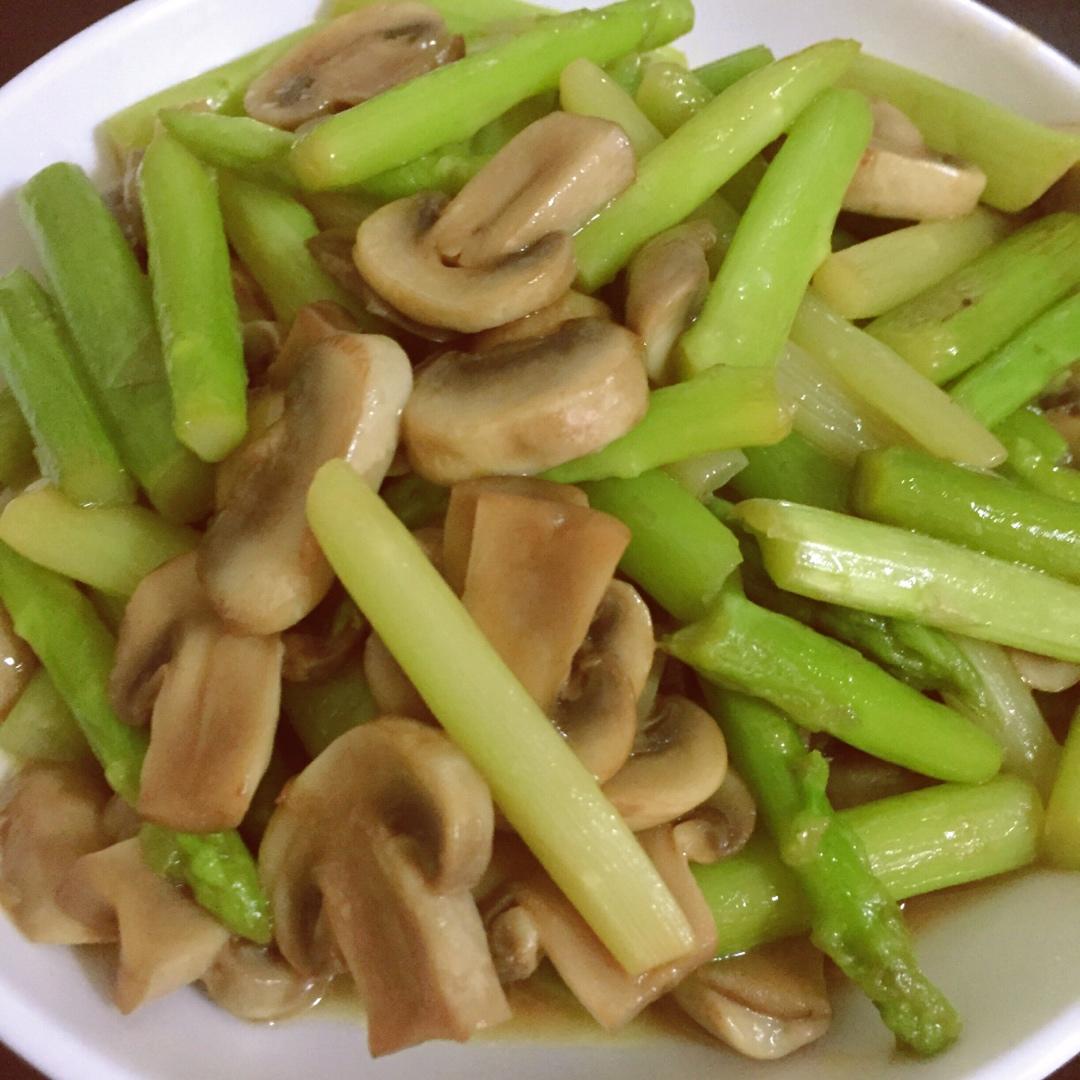 蚝汁蘑菇炒芦笋（少油快手）
