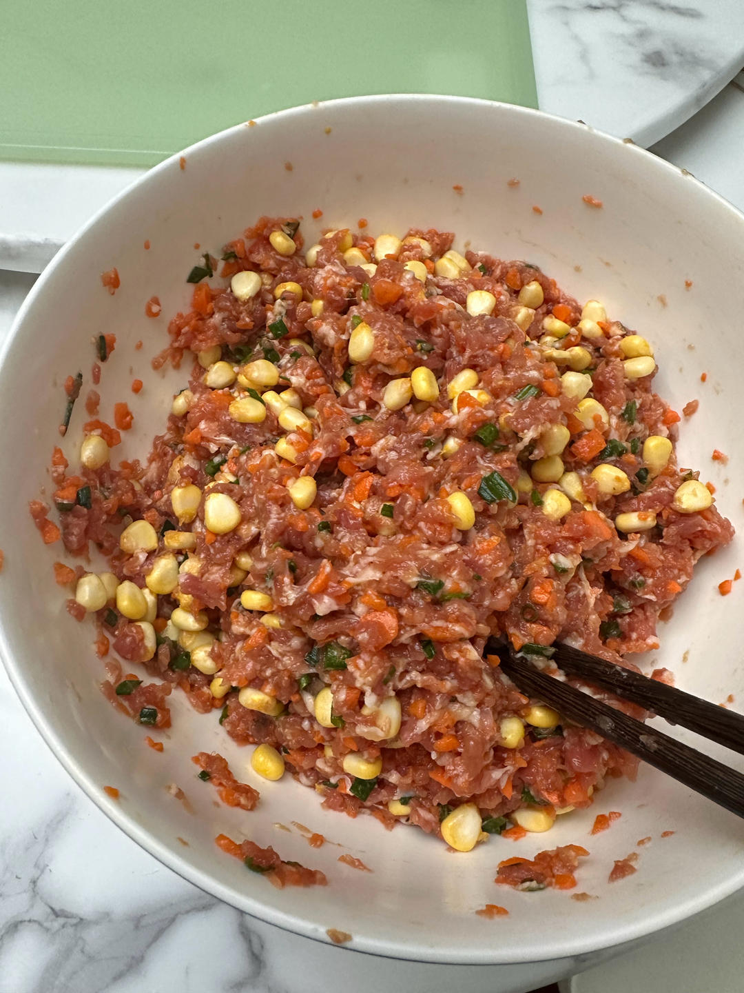 胡萝卜玉米饺子馅
（饺子馅鸡蛋饼）