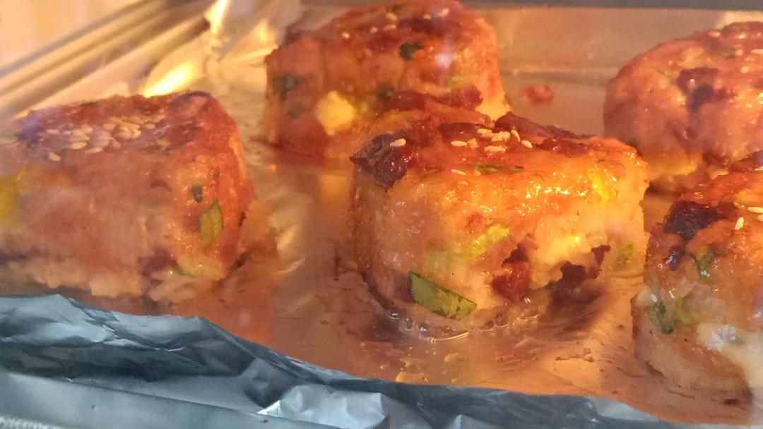 芝士饭团便当配沙拉