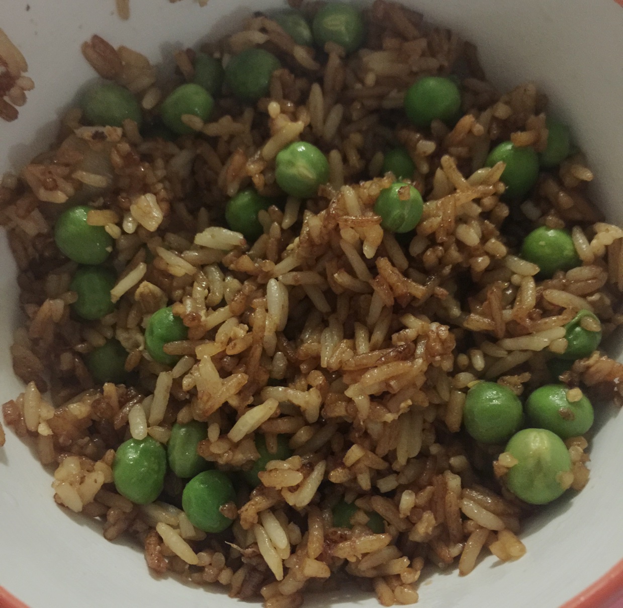据说是 正宗酱油炒饭