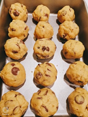 Nyc Levain Cookie 巧克力核桃曲奇的做法步骤图 Katpastry 下厨房 Nyc Levain Cookie 巧克力核桃曲奇的做法步骤图 Katpastry 下厨房