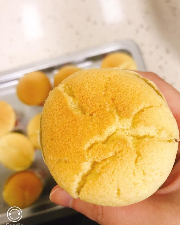 软绵绵戚风纸杯蛋糕