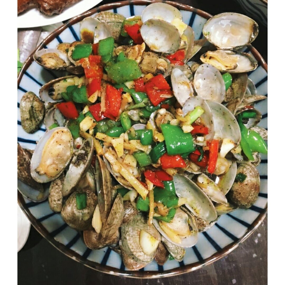招牌黑胡椒炒花蛤