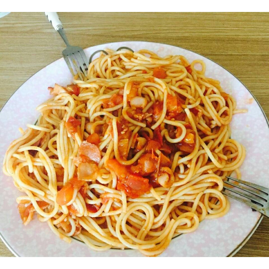 番茄肉酱意大利面