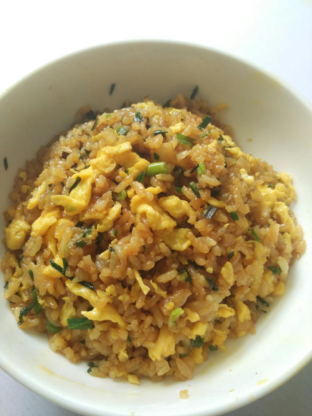 酱油炒饭(超级简单)