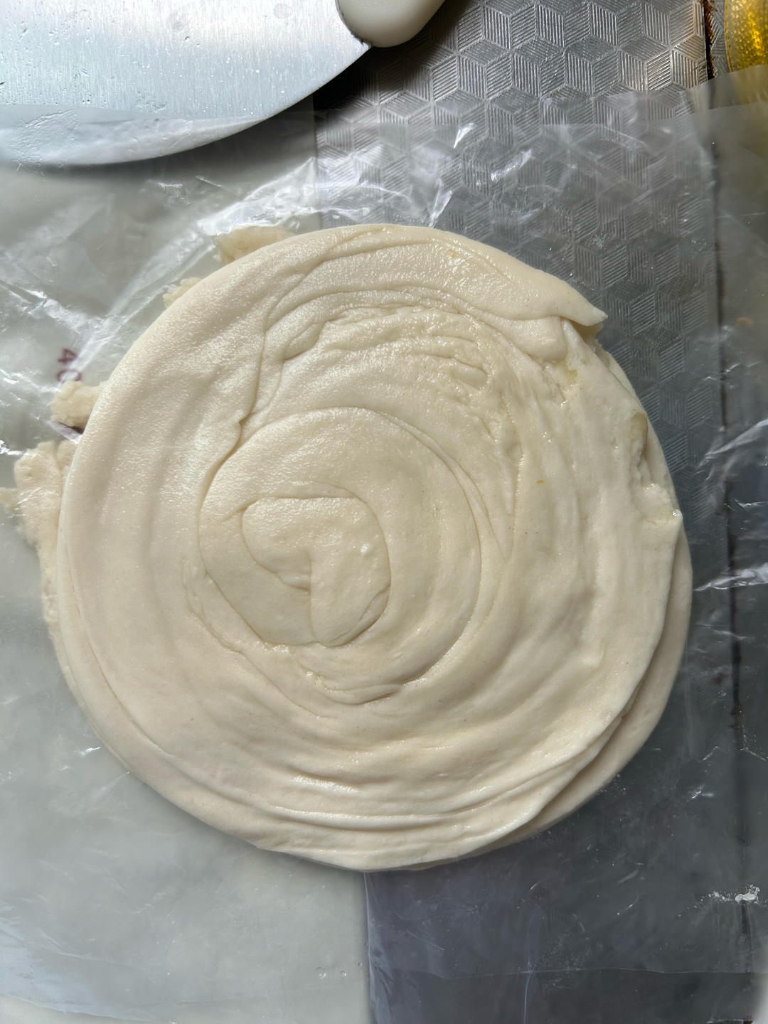 手抓饼这样做 外酥里软层次分明 凉了也不硬 附细节视频详解