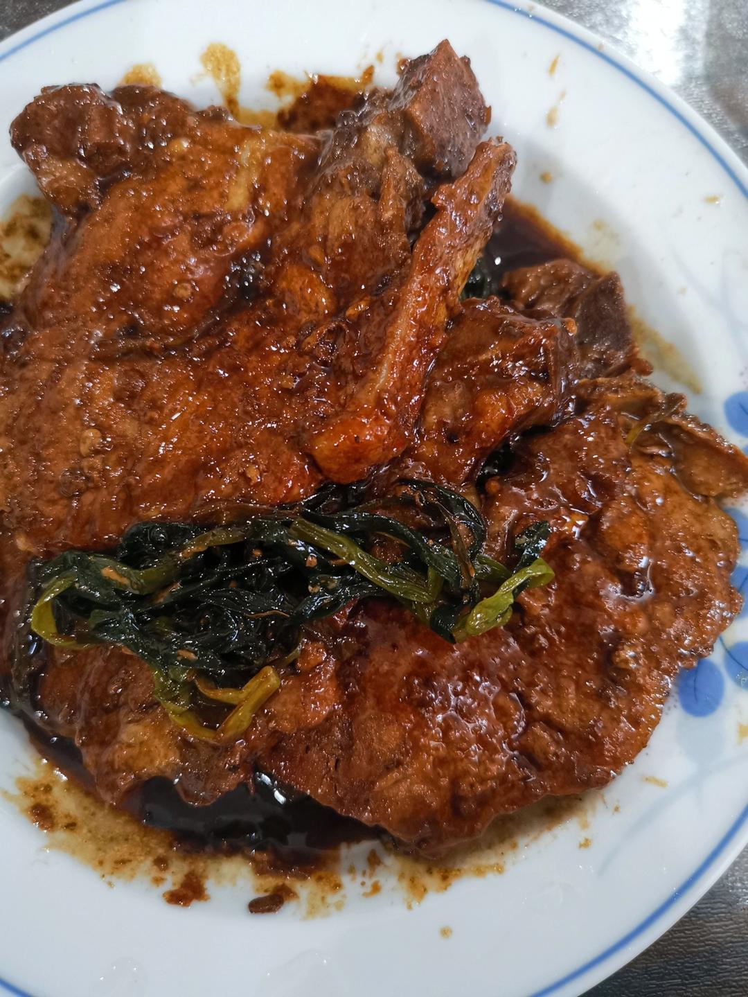 葱烤大排味道嗲，一块大排一碗饭!