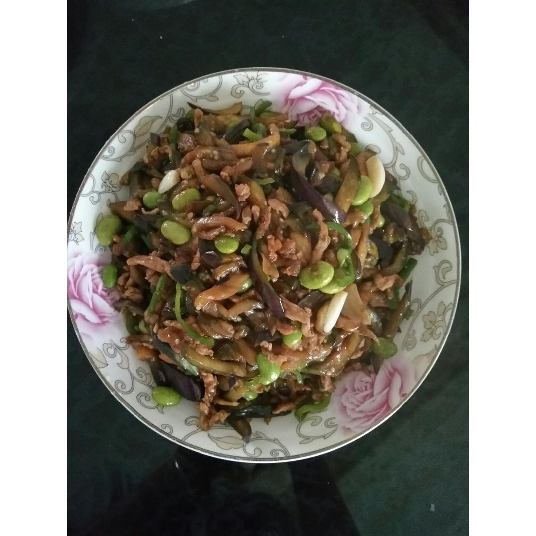 茄丝毛豆米炒肉丝