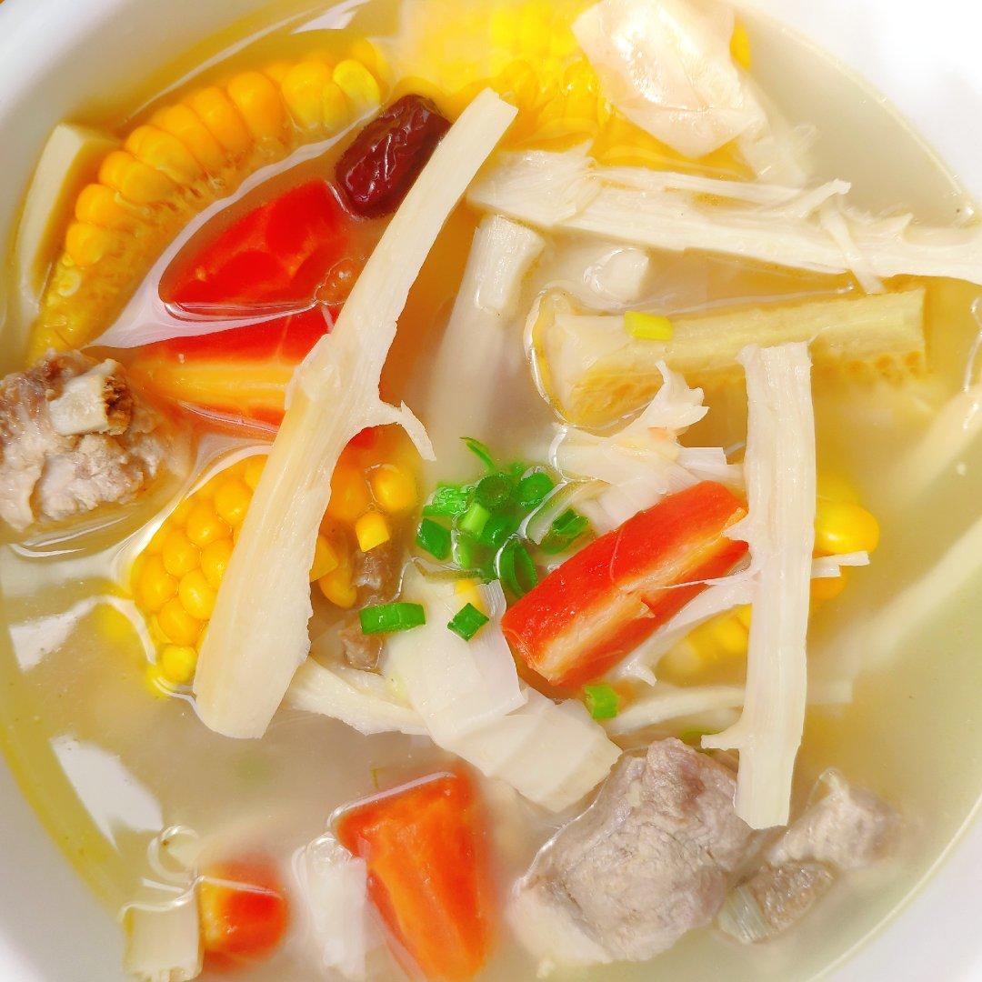 连吃三碗的玉米山药排骨汤