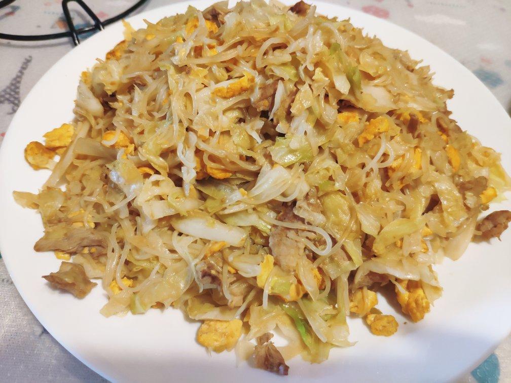 包菜炒粉丝