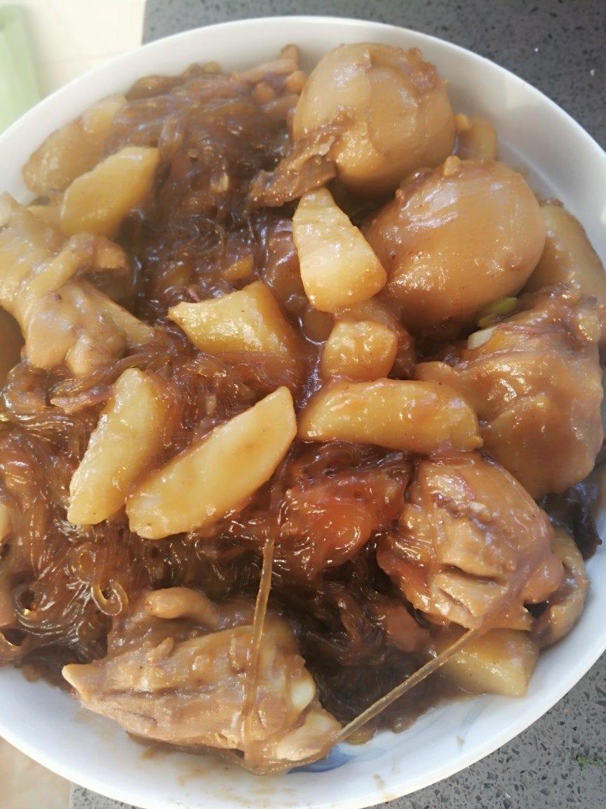 土豆焖鸡腿