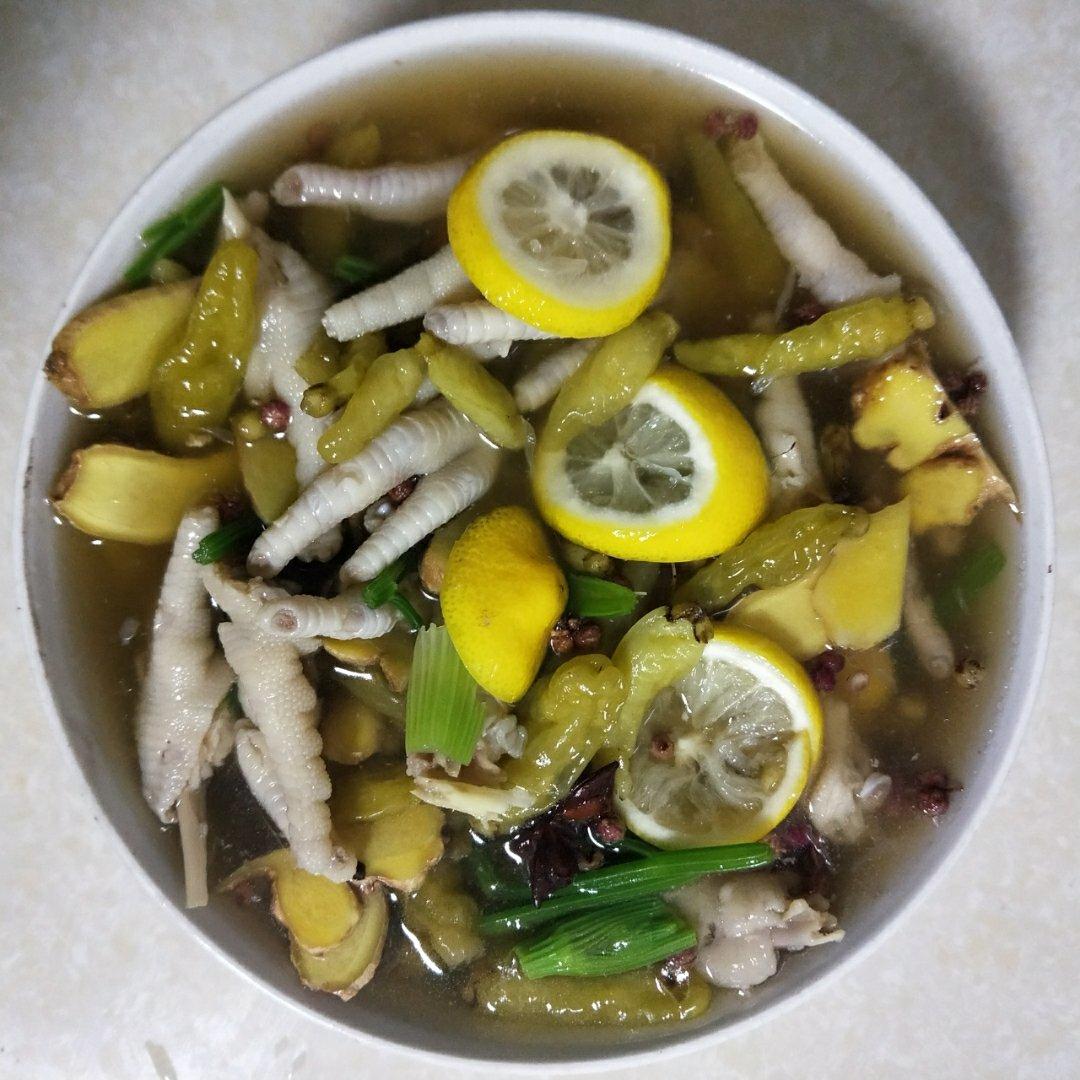 著名川菜泡椒凤爪的做法