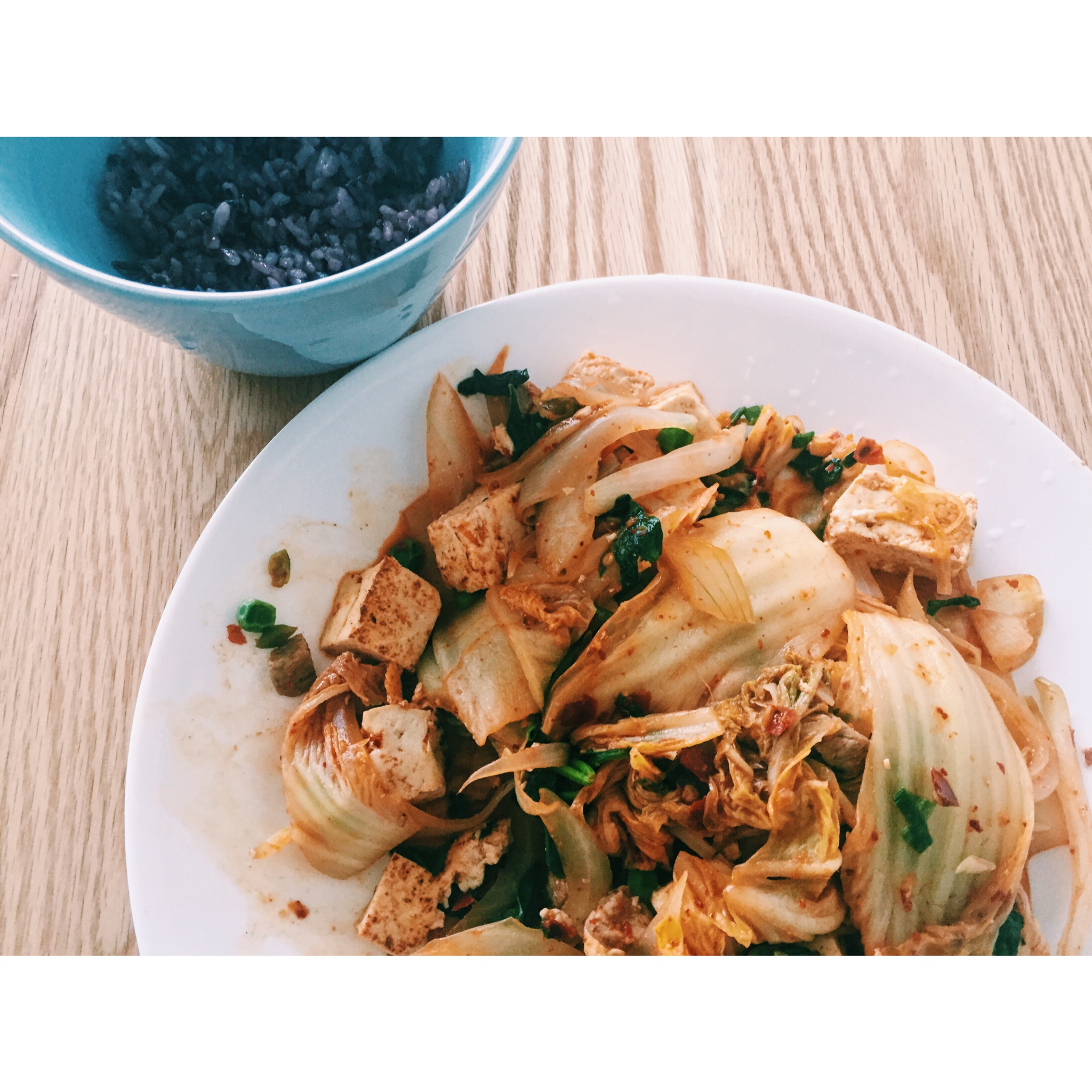 泡菜五花肉盖饭