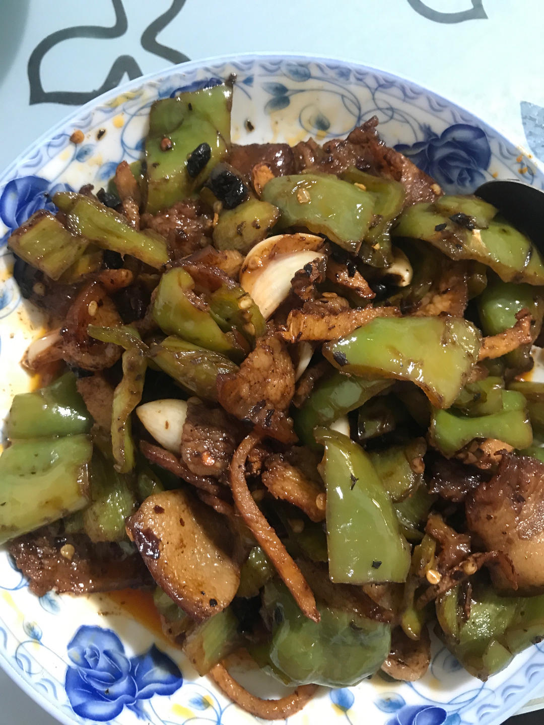 成都人家里的青椒回锅肉