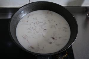 奶油蘑菇浓汤的做法 步骤11
