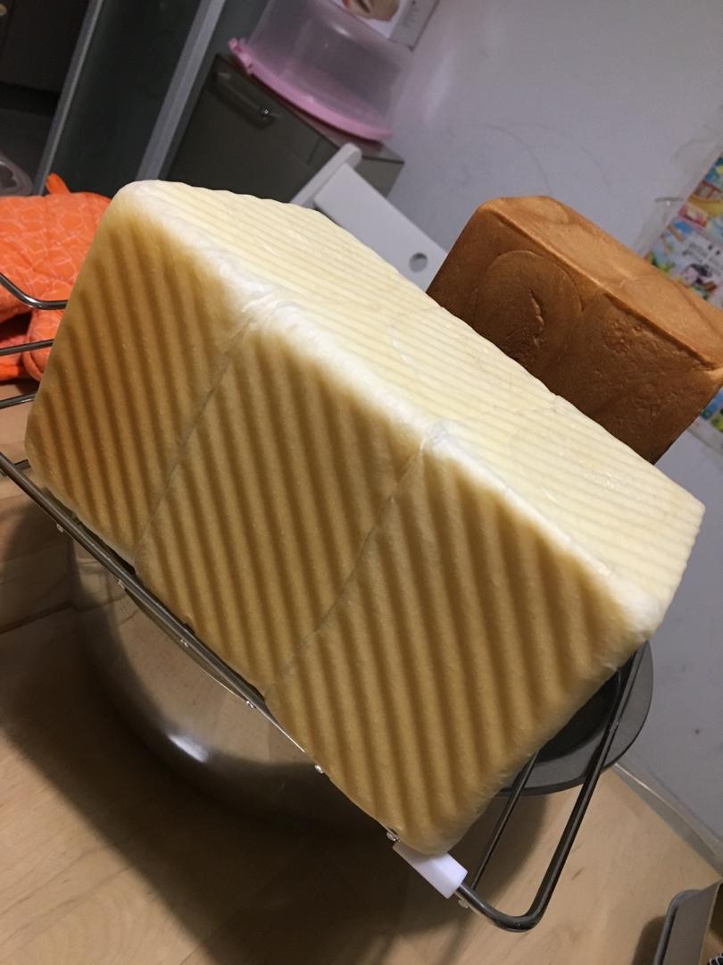 吐司，奶香手撕面包，超级香浓