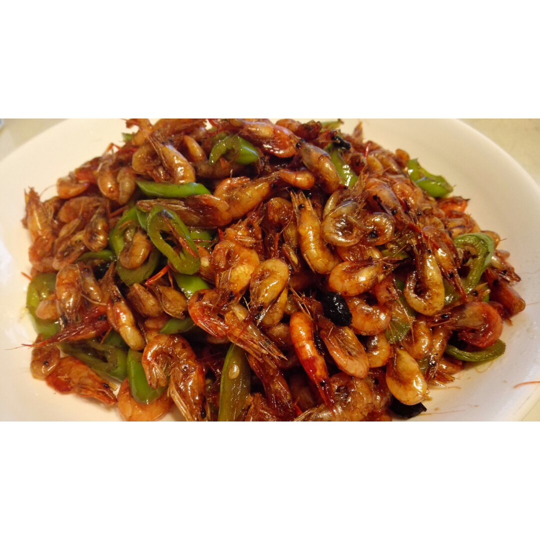 拍蒜椒圈河虾仁
