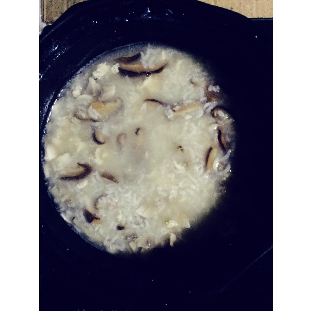 香菇滑鸡粥