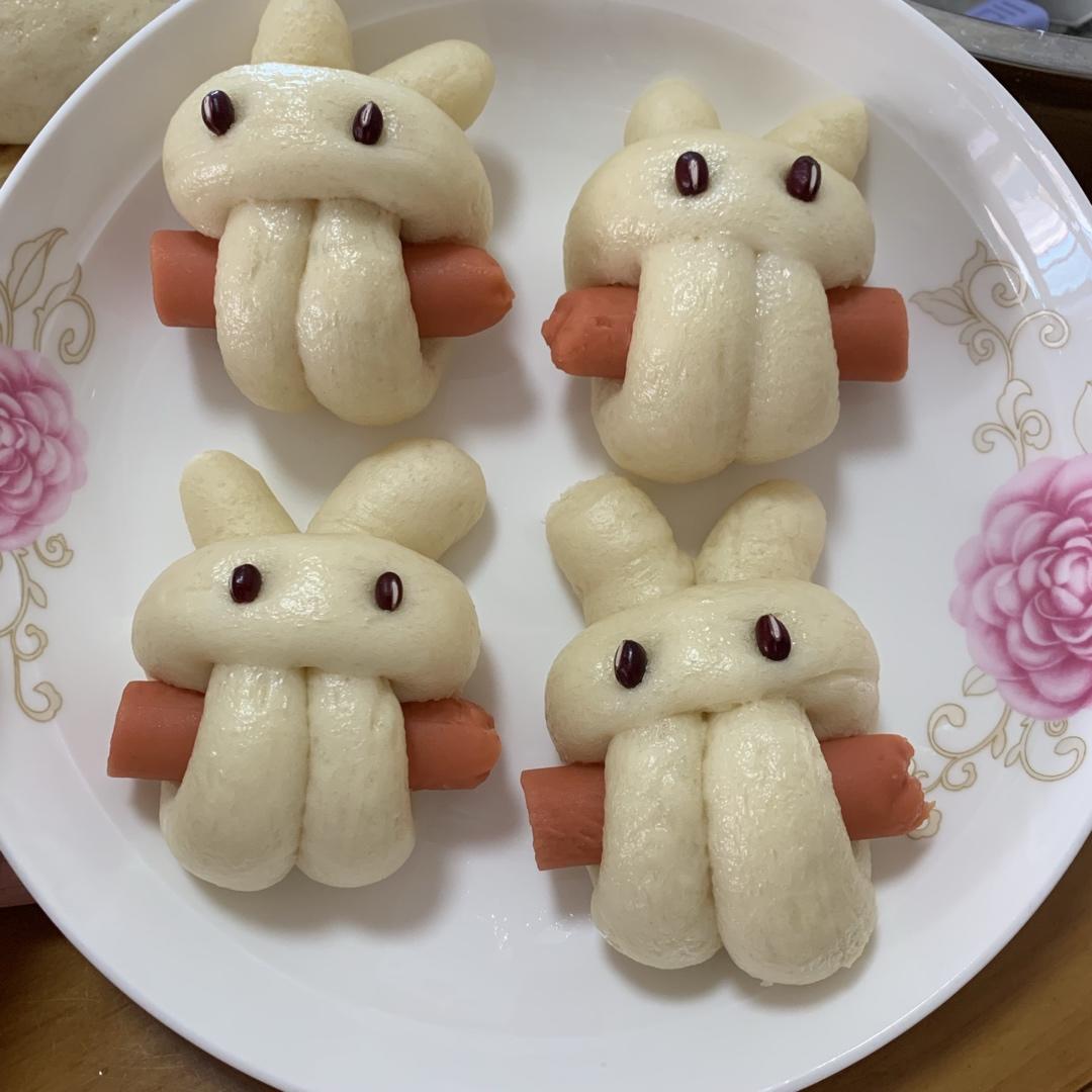 香肠兔子馒头卷