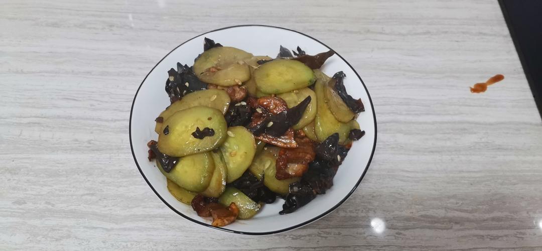 脆黄瓜炒肉