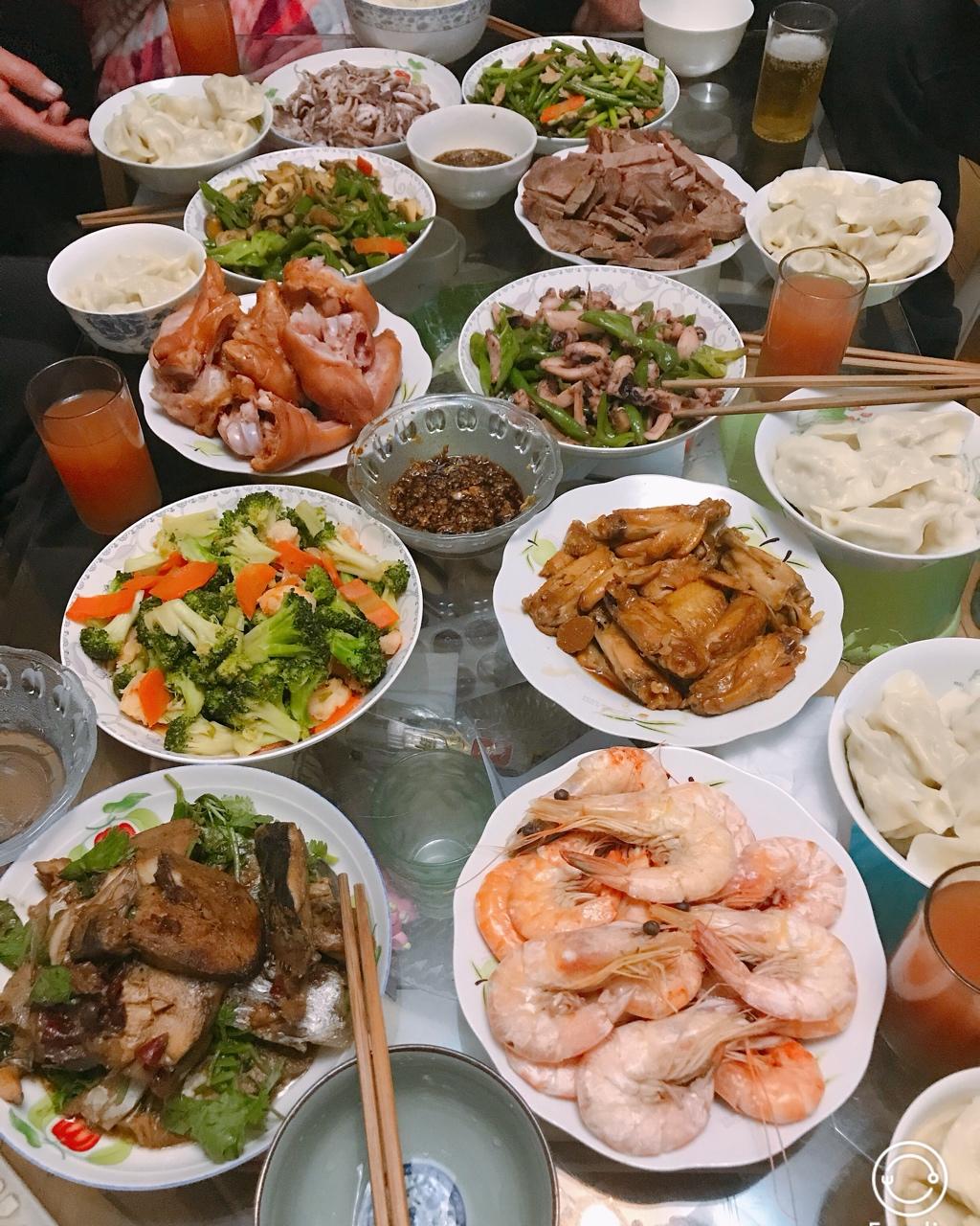 pian翩queen分享作品晚餐612018年1月1日元旦家庭聚餐#晚餐612018