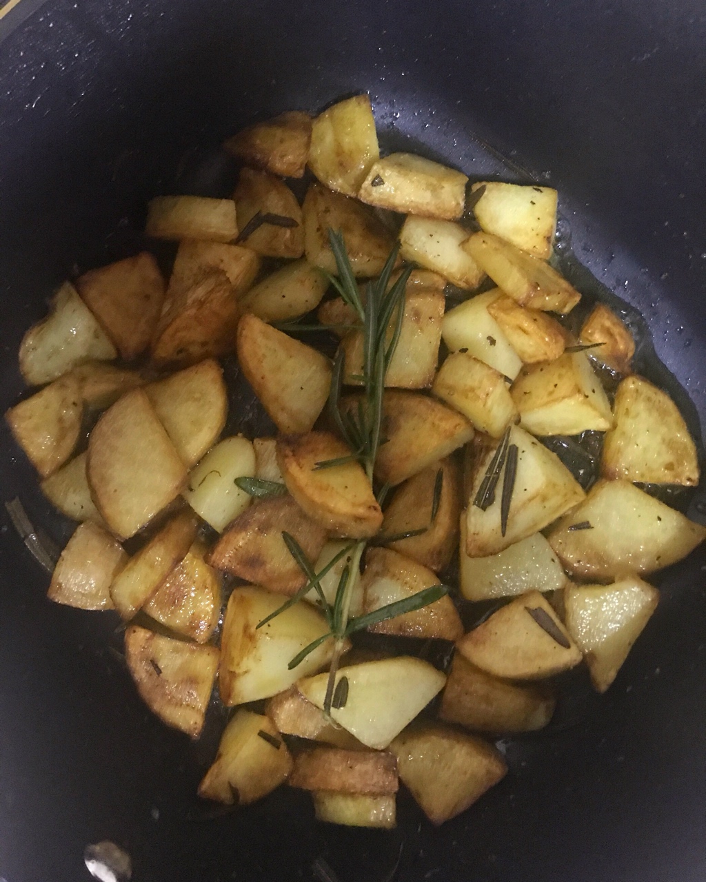 迷迭香煎小土豆