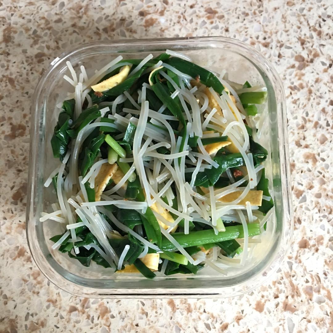 堂妈小厨——凉拌韭菜