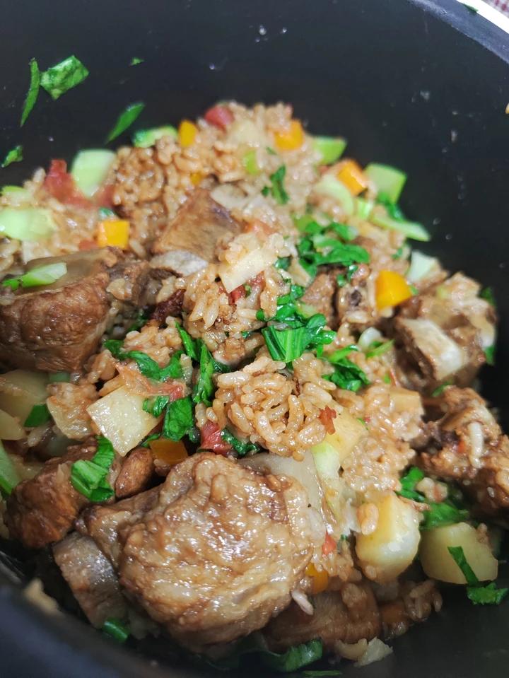 超简单的真香排骨焖饭！馋哭隔壁家小孩儿😋