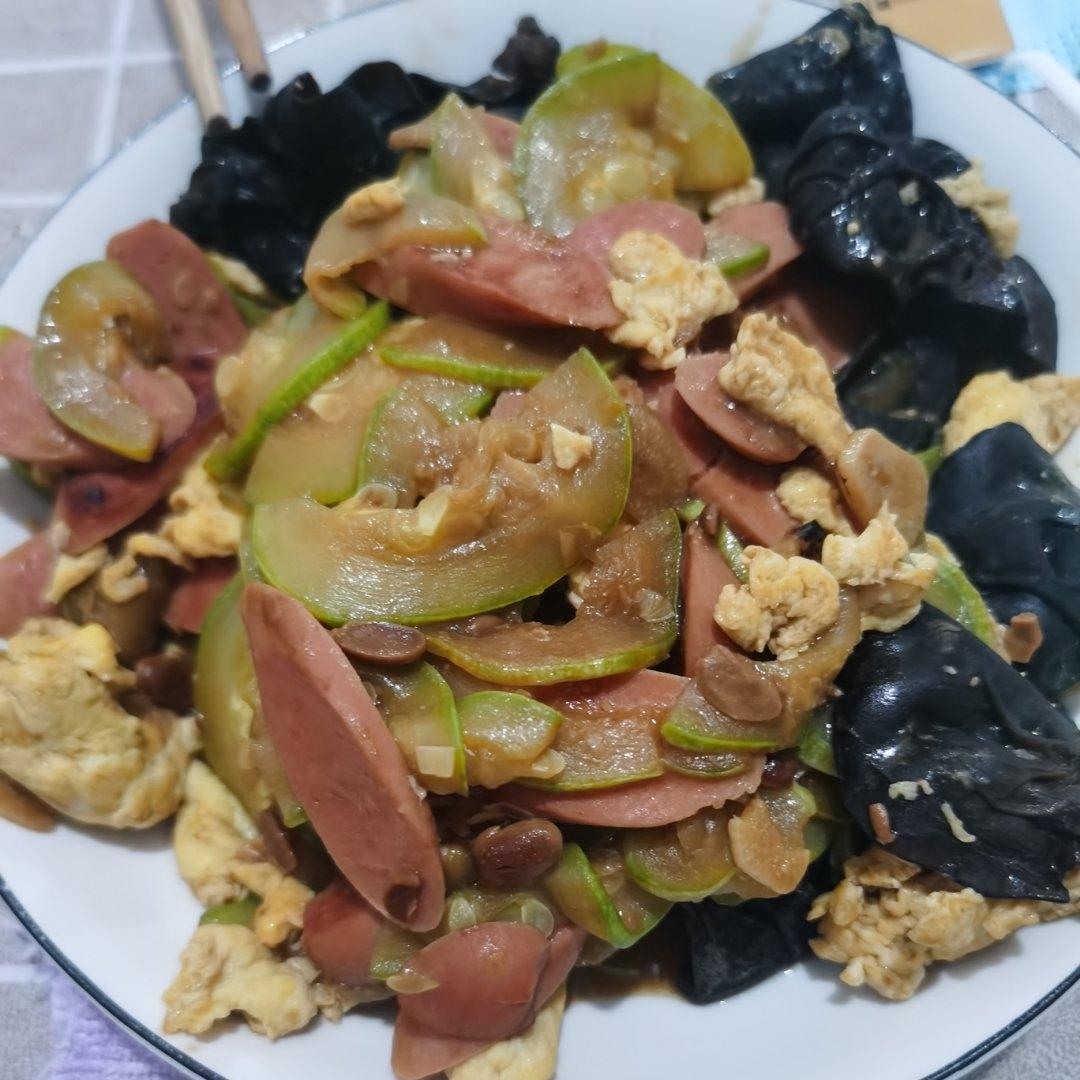 家常菜：小炒西葫芦