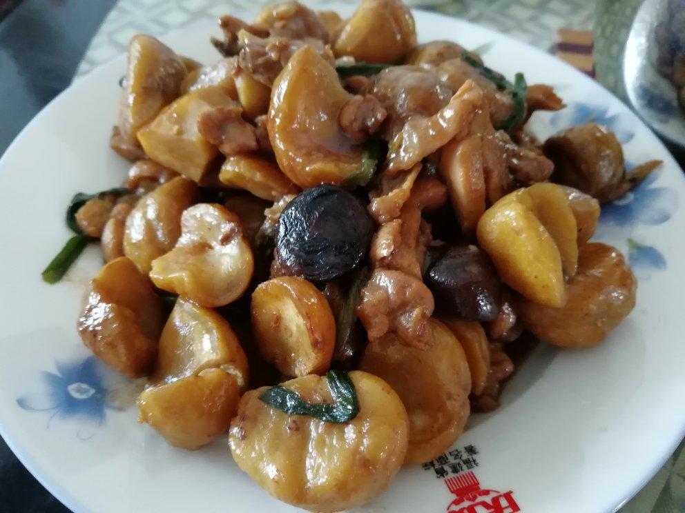 【栗子烧鸡】鸡肉都给你吃，栗子归我~