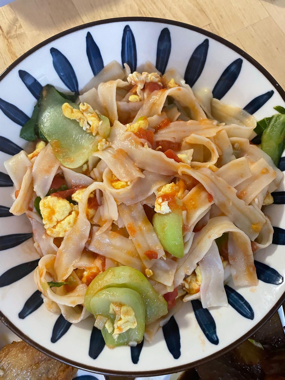 西红柿炒刀削面