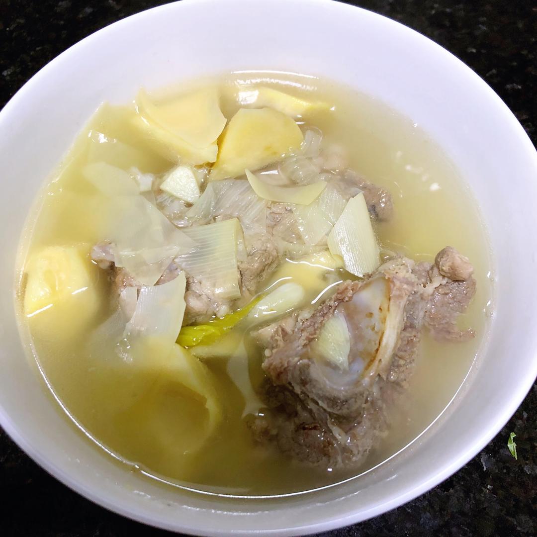 春笋炖排骨