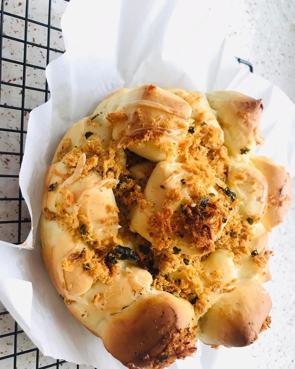 肉松手撕面包—超软会爆浆的面包哟