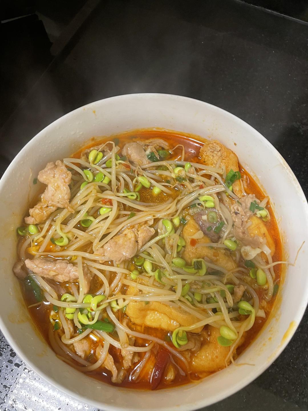 跟四川朋友学的水煮肉片 这也太香了！！