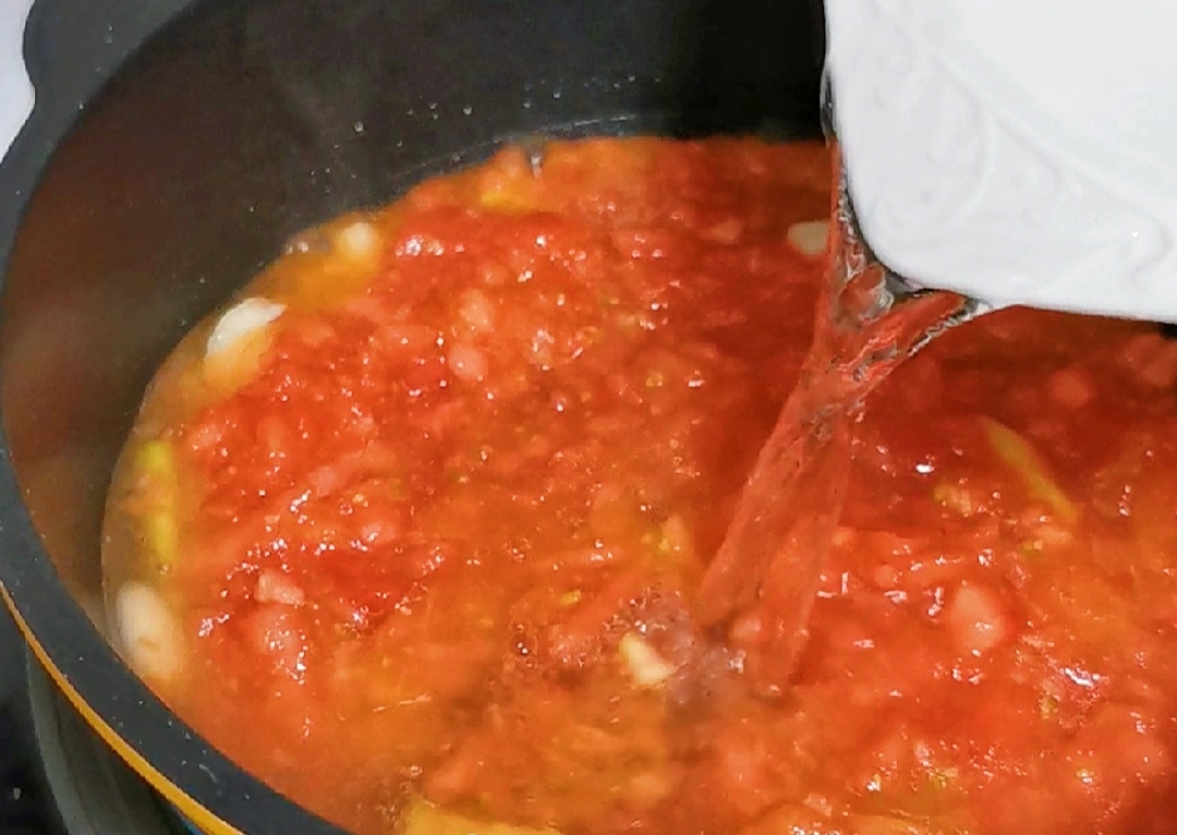 番茄肥牛汤－酸辣可口的做法 步骤8