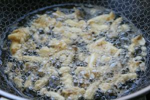 海苔香松炸蘑菇的做法 步骤7